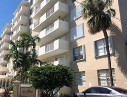 Foreclosure Listing in N TREASURE DR APT 3P MIAMI BEACH, FL 33141