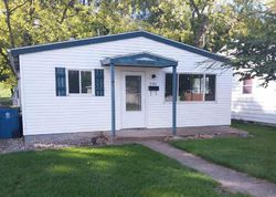 Foreclosure Listing in PANAMA ST MISHAWAKA, IN 46544