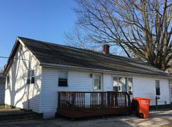 Foreclosure Listing in S MORELAND ST VANDALIA, IL 62471