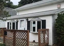  Ivy Rd, Mastic Beach NY