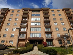 Foreclosure Listing in W CRYSTAL LN UNIT 206 MOUNT PROSPECT, IL 60056