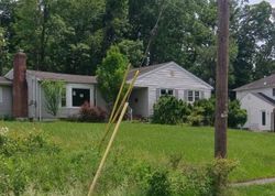 Foreclosure Listing in WYCHWOOD RD LIVINGSTON, NJ 07039
