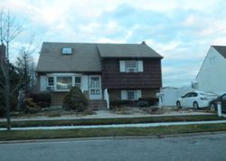 Foreclosure Listing in EAST DR COPIAGUE, NY 11726