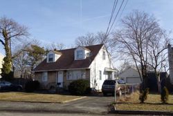  4th Ave, Bay Shore NY