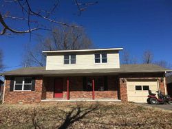 Foreclosure Listing in HAPPY HOLLOW DR PADUCAH, KY 42003