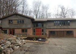 Foreclosure Listing in W WILLOW HWY LANSING, MI 48917