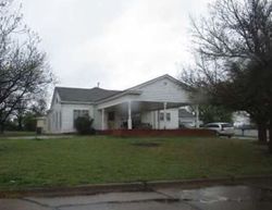 Foreclosure Listing in NW DEARBORN AVE LAWTON, OK 73507