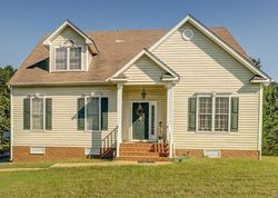 Foreclosure Listing in DANRETT LN RICHMOND, VA 23231