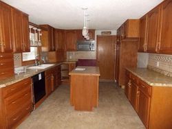 Foreclosure Listing in S 4TH AVE ALBERT LEA, MN 56007