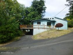 Foreclosure Listing in CLATSOP AVE ASTORIA, OR 97103