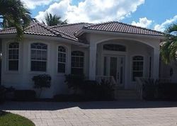  Harborage Dr, Fort Myers FL