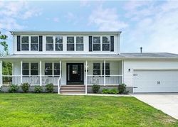  Torpedo Rd, Manahawkin NJ