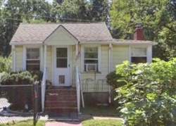 Foreclosure Listing in KING RD ROCKY POINT, NY 11778