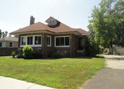 Foreclosure Listing in GRAND AVE GURNEE, IL 60031