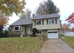 Foreclosure Listing in S WOODSTOCK DR CHERRY HILL, NJ 08034