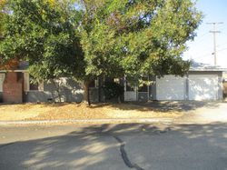 Foreclosure Listing in FLORAL AVE SELMA, CA 93662