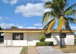 Foreclosure Listing in W 36TH ST WEST PALM BEACH, FL 33404