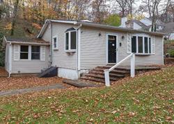 Foreclosure Listing in LONE OAK DR CENTERPORT, NY 11721