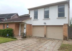 Foreclosure Listing in HAZY PARK DR HOUSTON, TX 77082