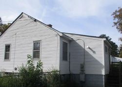 Foreclosure Listing in E NINE MILE RD SANDSTON, VA 23150