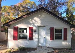 Foreclosure Listing in ELMWOOD AVE SELDEN, NY 11784