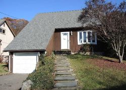 Foreclosure Listing in SIMSBERRY RD NAUGATUCK, CT 06770