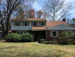 Foreclosure Listing in HILLCROFT LN CHERRY HILL, NJ 08034