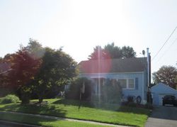 Foreclosure Listing in MORRIS LN MILFORD, CT 06460