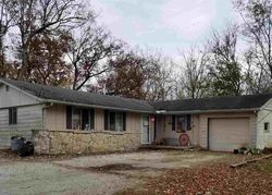 Foreclosure Listing in S STATE ROAD 29 BURLINGTON, IN 46915