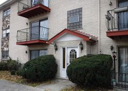  W Addison St S, Chicago IL