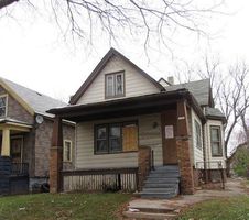 Foreclosure Listing in N 6TH ST MILWAUKEE, WI 53212