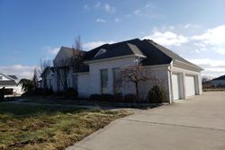 Foreclosure Listing in BROWN RD OREGON, OH 43616