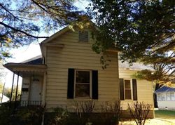 Foreclosure Listing in S MAIN ST BENTON, IL 62812