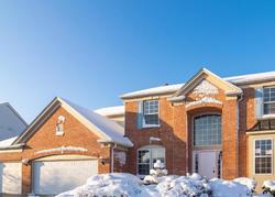  Rosewood Dr, Streamwood IL