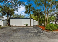 Lemon Tree Ln, Hialeah FL