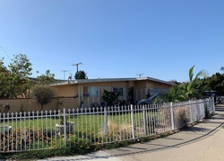 Foreclosure Listing in W GLENWOOD PL SANTA ANA, CA 92704