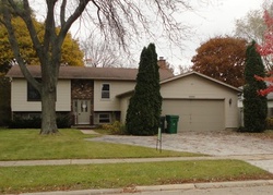 Foreclosure in  W WARREN AVE Grayslake, IL 60030