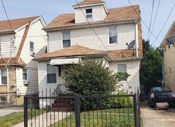 Foreclosure Listing in 112TH RD SAINT ALBANS, NY 11412