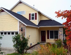  South Village Dr, Medford OR