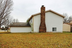 Foreclosure Listing in BRENTWOOD DR E PLAINFIELD, IN 46168
