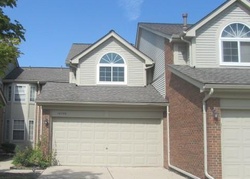 Foreclosure Listing in HILLTOP CIR RIVERVIEW, MI 48193