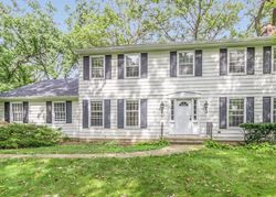 Foreclosure Listing in NILES AVE LAKE FOREST, IL 60045