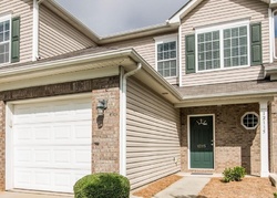 Foreclosure Listing in STRATFIELD PLACE CIR PINEVILLE, NC 28134