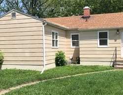 Foreclosure Listing in S FAIRMOUNT ST DAVENPORT, IA 52802