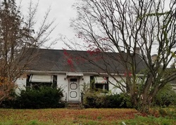 Foreclosure Listing in BREFNI ST AMITYVILLE, NY 11701