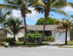 Foreclosure Listing in BARNSTEAD CIR N LAKE WORTH, FL 33463