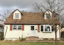 Foreclosure Listing in LIBERTY ST PATCHOGUE, NY 11772