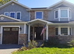 Foreclosure Listing in MASSAPEQUA AVE MASSAPEQUA, NY 11758