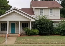 Foreclosure Listing in W HICKORY AVE DUNCAN, OK 73533