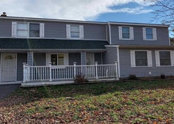 Foreclosure Listing in WHITE PINE WAY MEDFORD, NY 11763